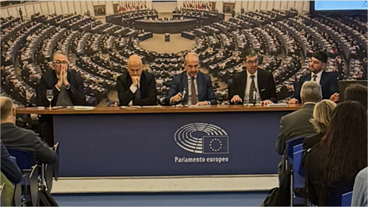 E-Commerce: Aires-Confcommercio, maggiore attenzione dalle Istituzioni alle esigenze del mercato
